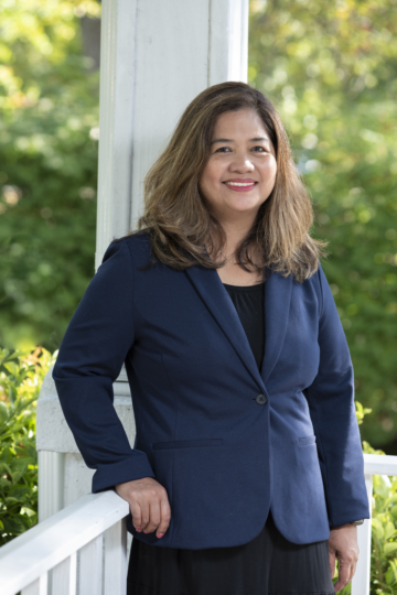 Gina Macanlalay